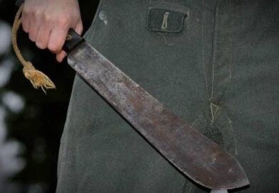 Buscan a sujeto que portaba machete