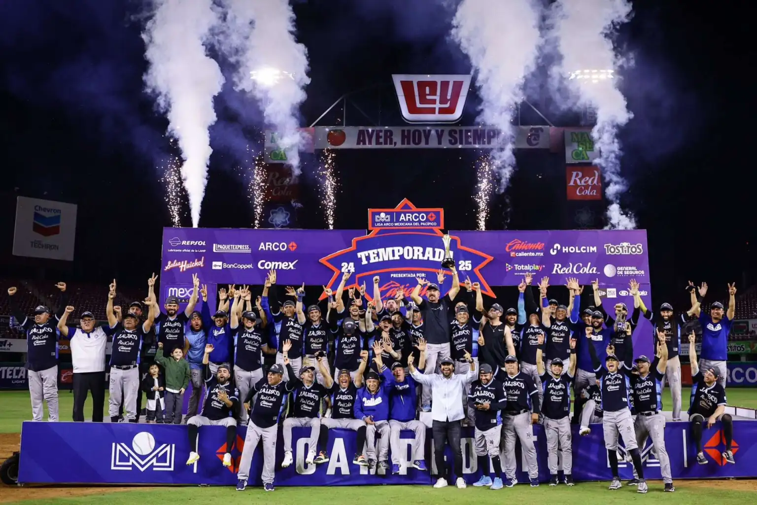 Charros de Jalisco se coronan en la LMP y van a la Serie del Caribe